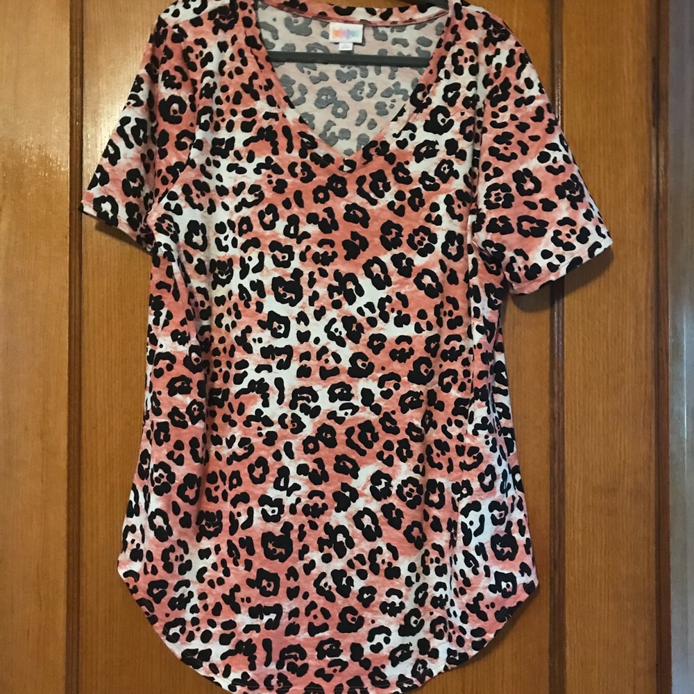 Lularoe Iris Size Large